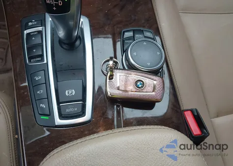 2016 BMW X3 xDrive28I z USA, uszkodzony, nr VIN 5UXWX9C50G0D83273